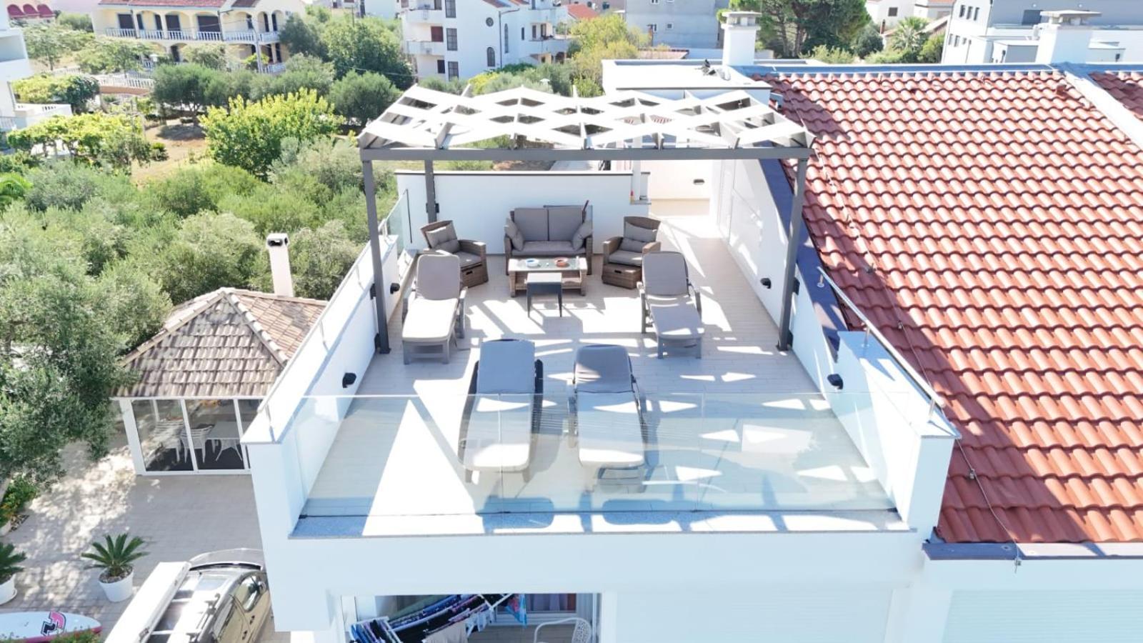 פריבלאקה Apartments Laura 1 מראה חיצוני תמונה